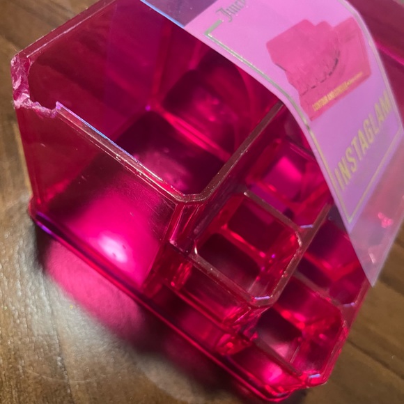 New‼️ Brand New Juicy Couture Cosmetic Holder - Picture 2 of 3